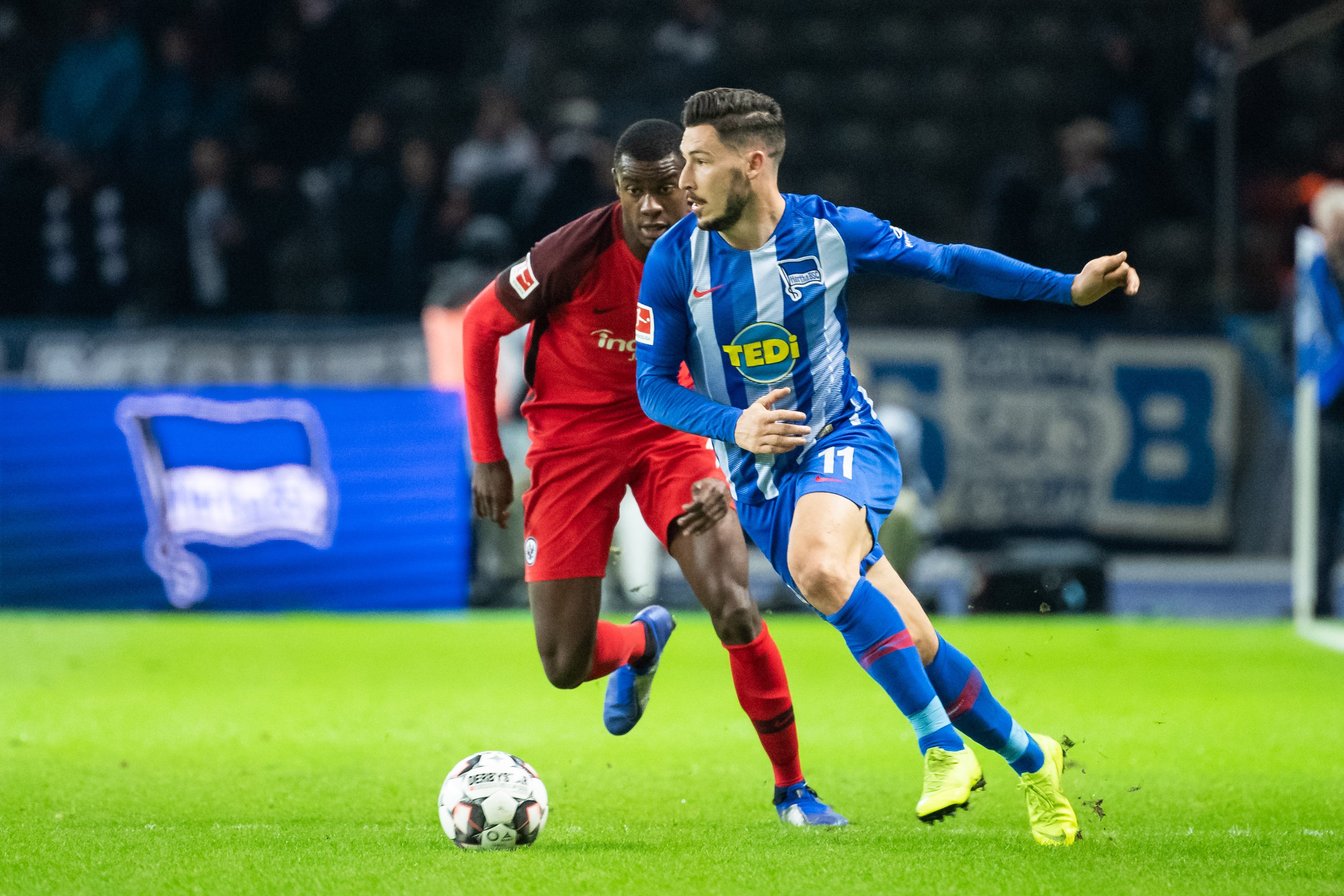 爱国之心！谷爱凌回应夺赛季首冠：中国队包揽前三，很自豪很开心