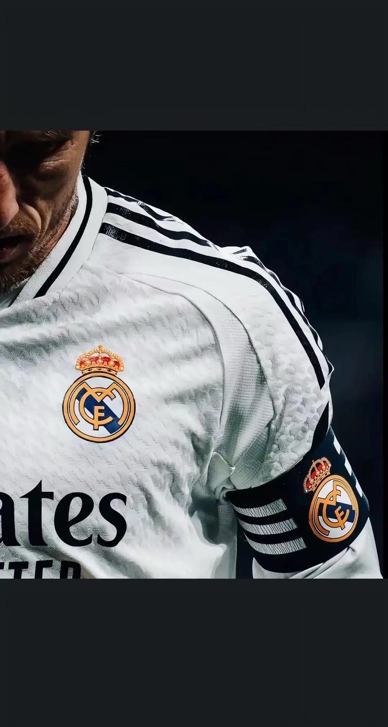 球星赛后发文鼓励全队：继续战斗