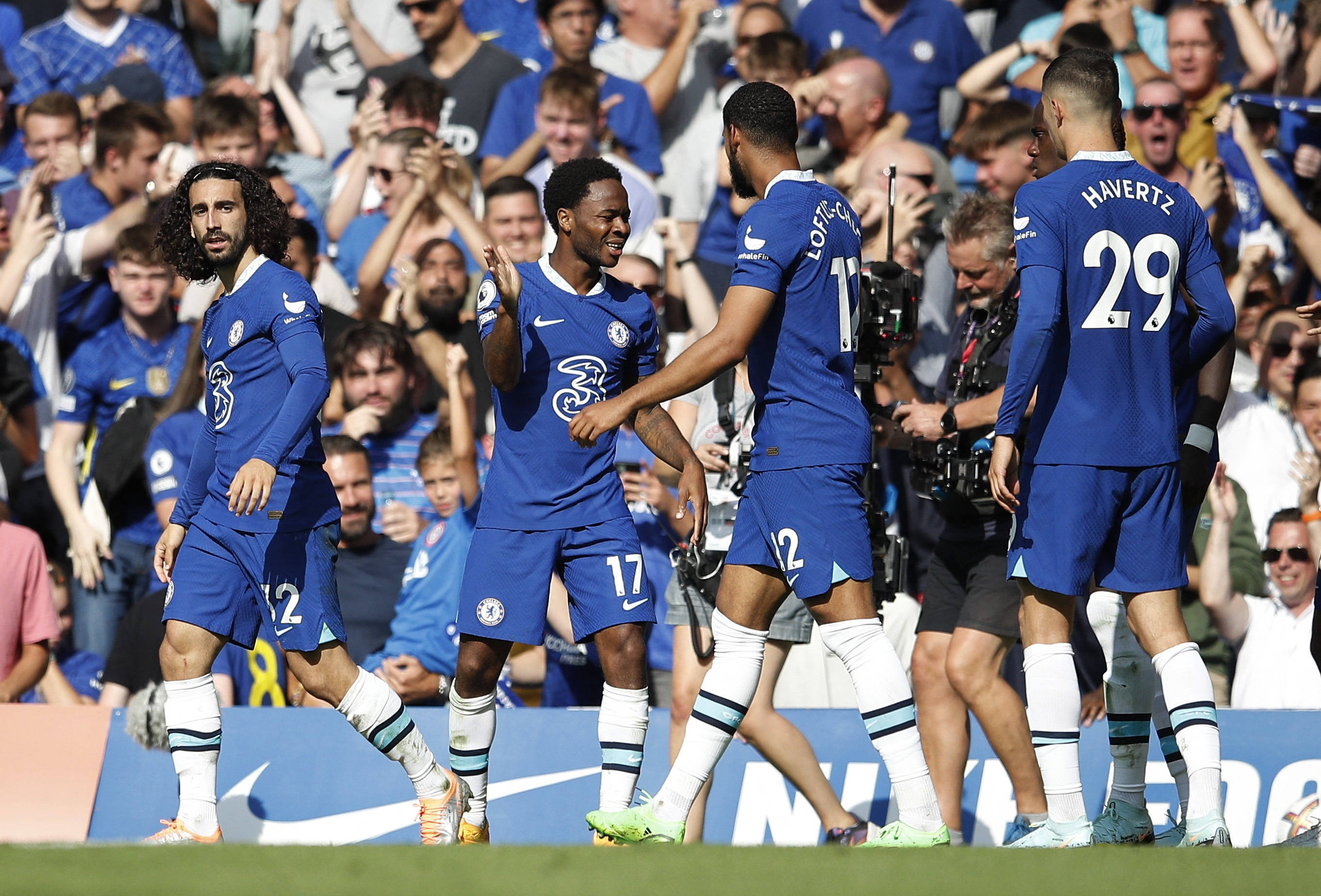 埃迪-豪：得肺炎住院后，意识到医疗体系与医护人员至关重要（肺炎住院经历让埃迪·豪深知医疗体系与医护人员的重要）