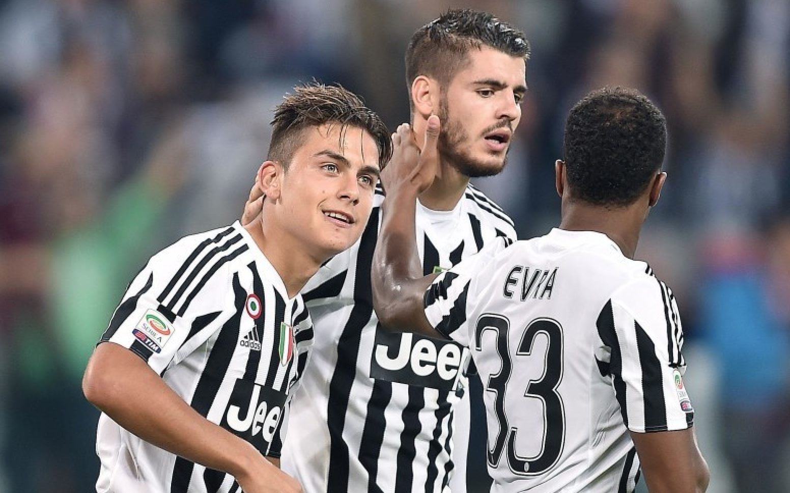 足坛悲喜夜！拜仁曼城齐齐绝杀意甲西甲榜首易主巴萨31超皇马